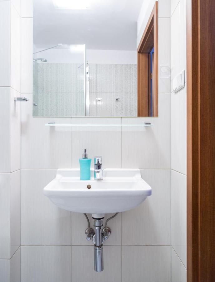 Nozownicza Street Apartment วรอตซวาฟ ภายนอก รูปภาพ